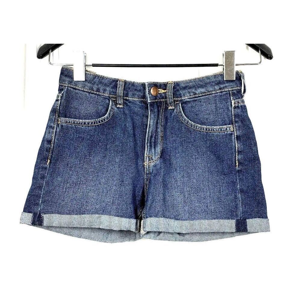 H & M Regular Waist Standard Shorts Womens New With Tags US 2 EUR 32